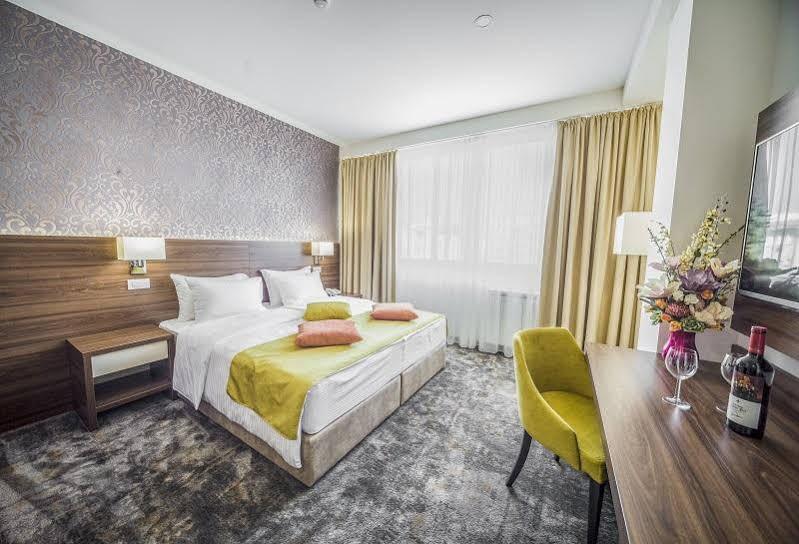 Hotel Marshal Garni ベオグラード エクステリア 写真