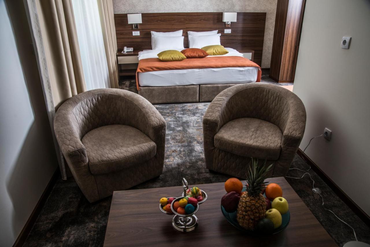 Hotel Marshal Garni ベオグラード エクステリア 写真