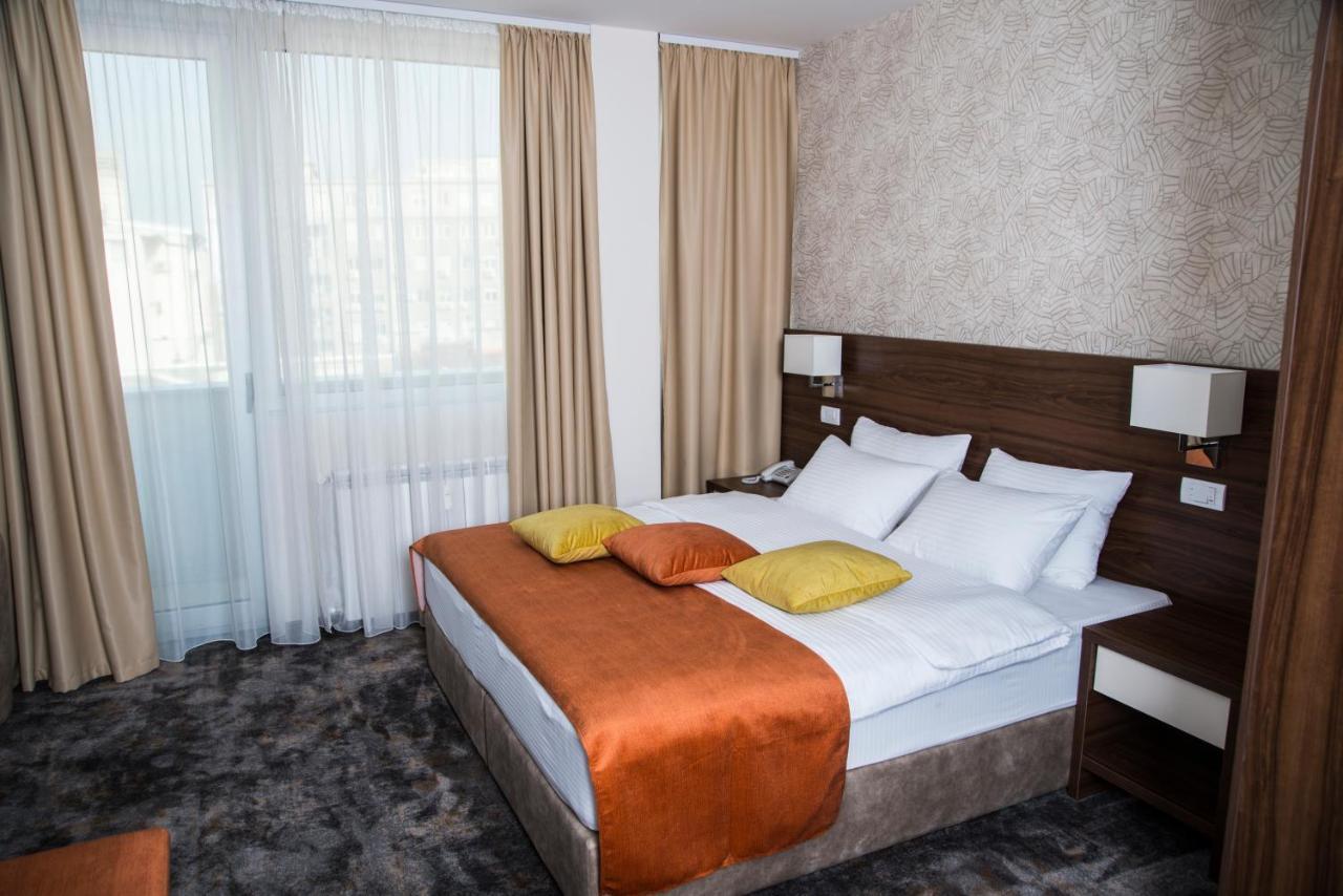 Hotel Marshal Garni ベオグラード エクステリア 写真