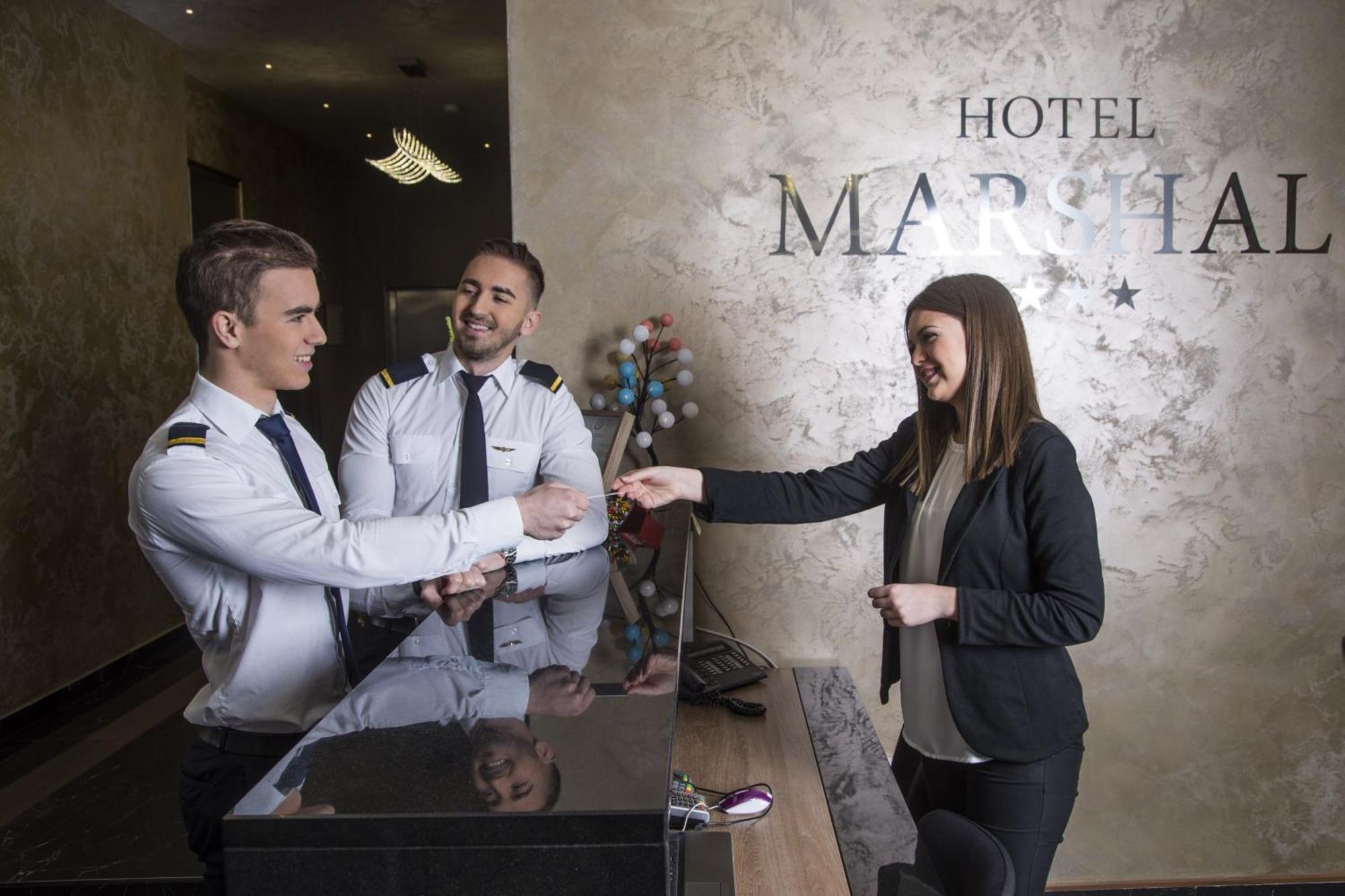 Hotel Marshal Garni ベオグラード エクステリア 写真