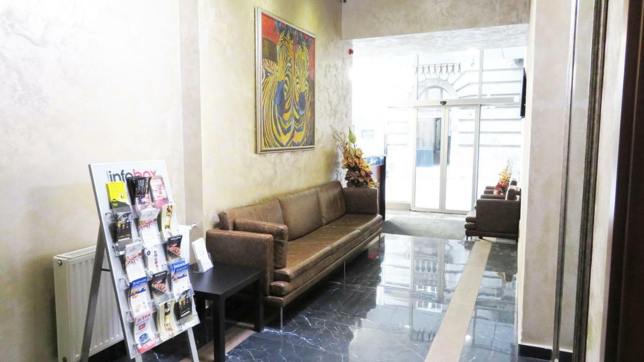 Hotel Marshal Garni ベオグラード エクステリア 写真
